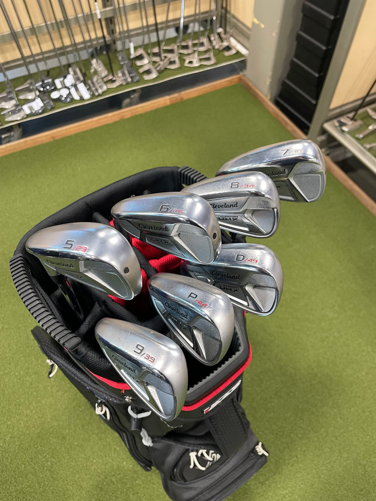 ENSEMBLE DE FERS CLEVELAND UHX LH REG USAGÉ