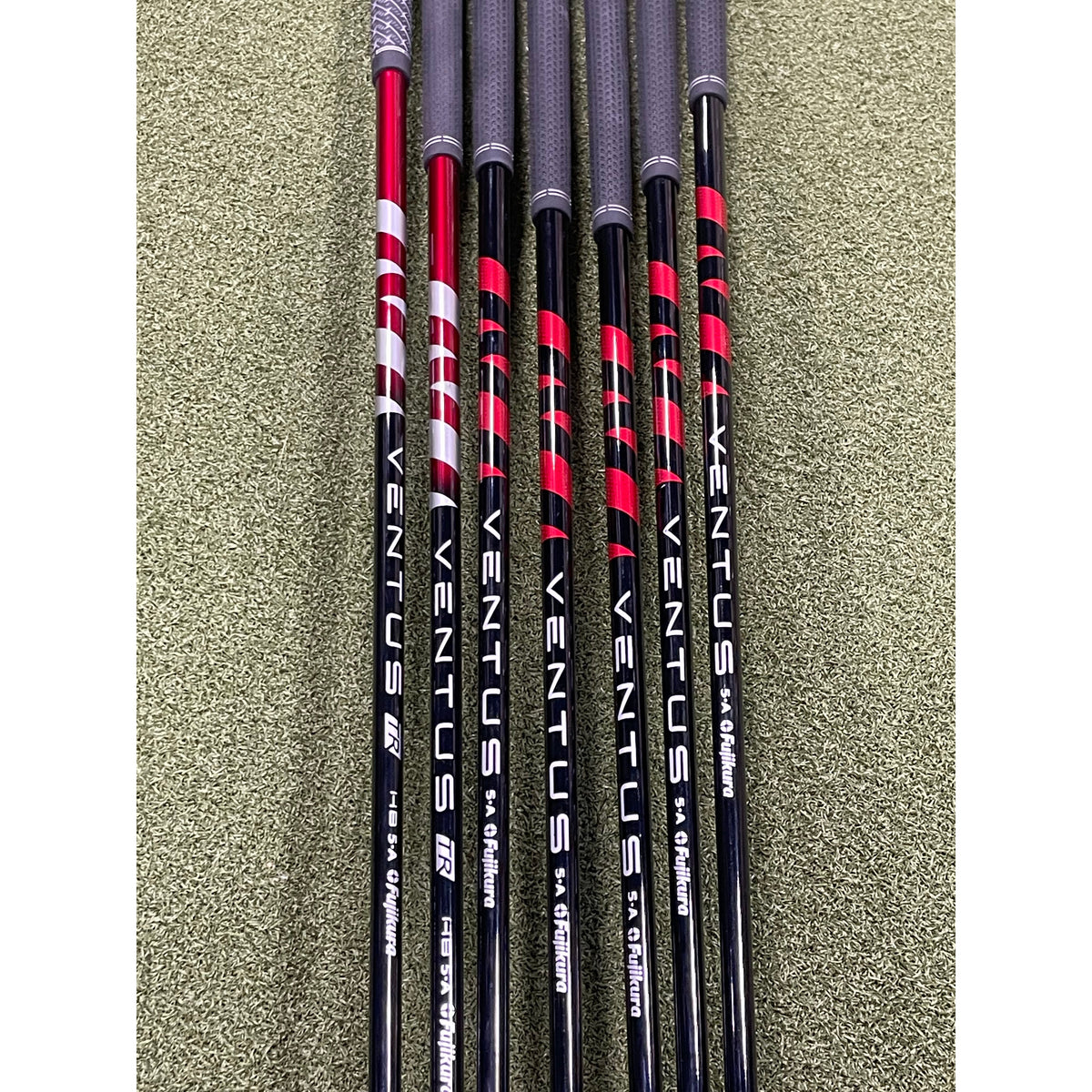 ENSEMBLE DE FERS TAYLORMADE STEALTH RH SENIOR USAGÉ