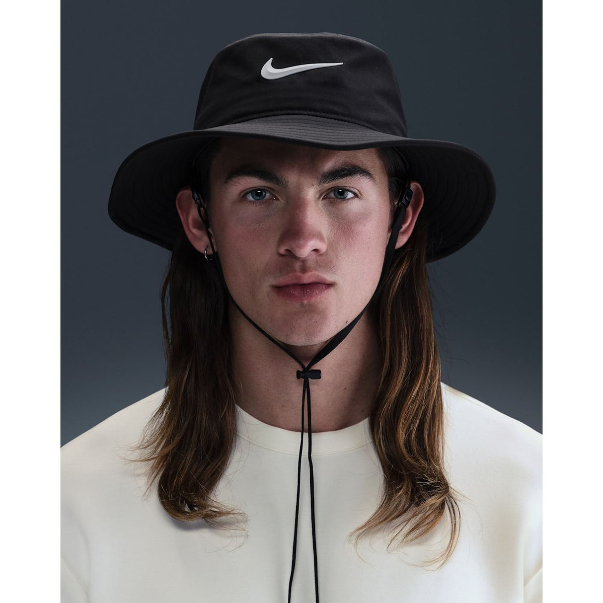 NIKE DRI-FIT APEX BUCKET HAT