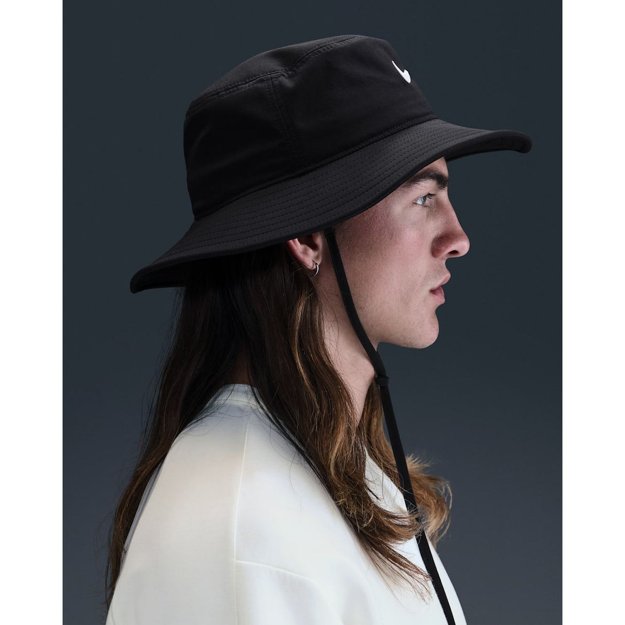 NIKE DRI-FIT APEX BUCKET HAT