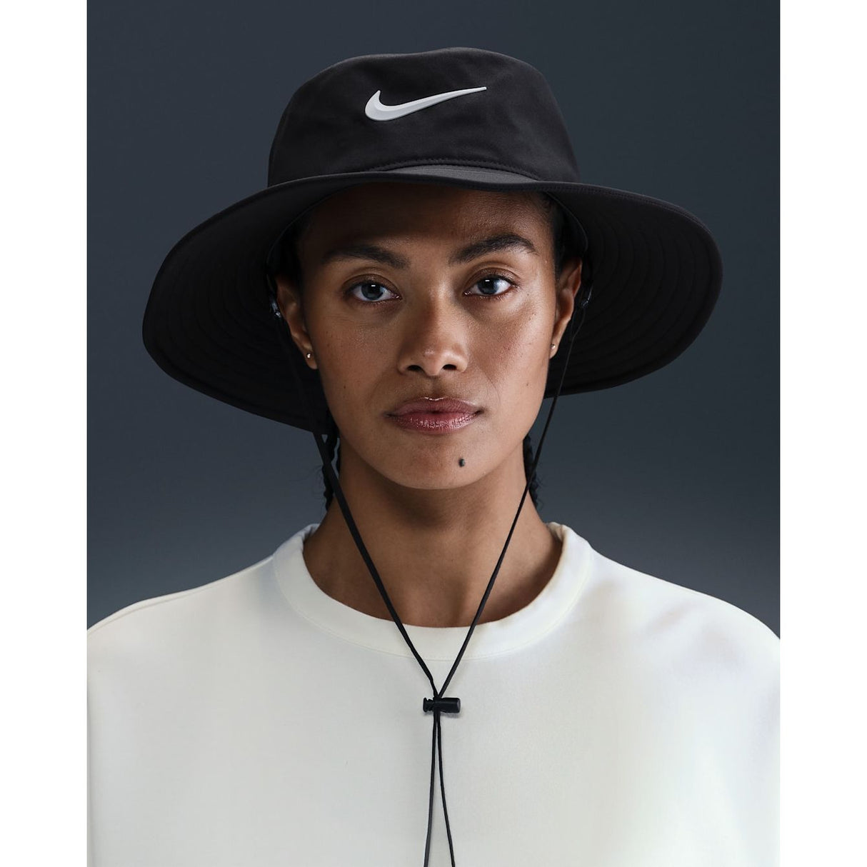 NIKE DRI-FIT APEX BUCKET HAT